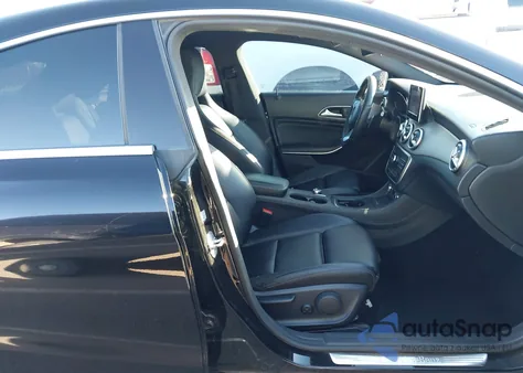 2016 Mercedes-Benz Cla 250 z USA, uszkodzony, nr VIN WDDSJ4EB4GN375416